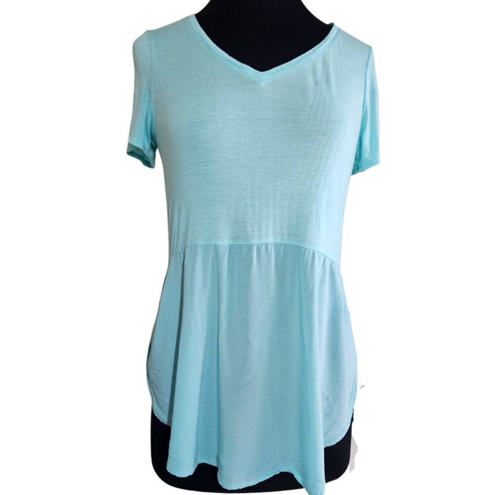Vince Camuto Blue V Neck Top Size Small